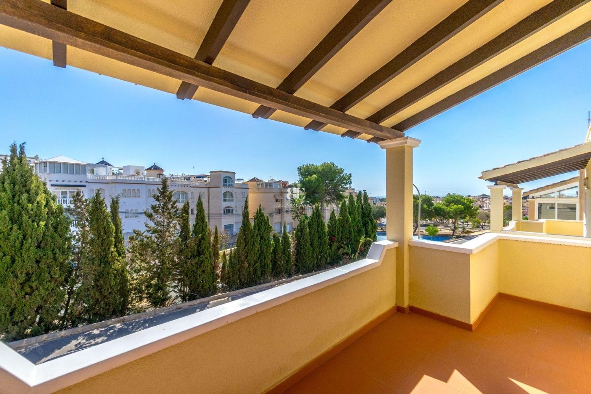 Herverkoop - Villa -
Orihuela Costa - Villamartín
