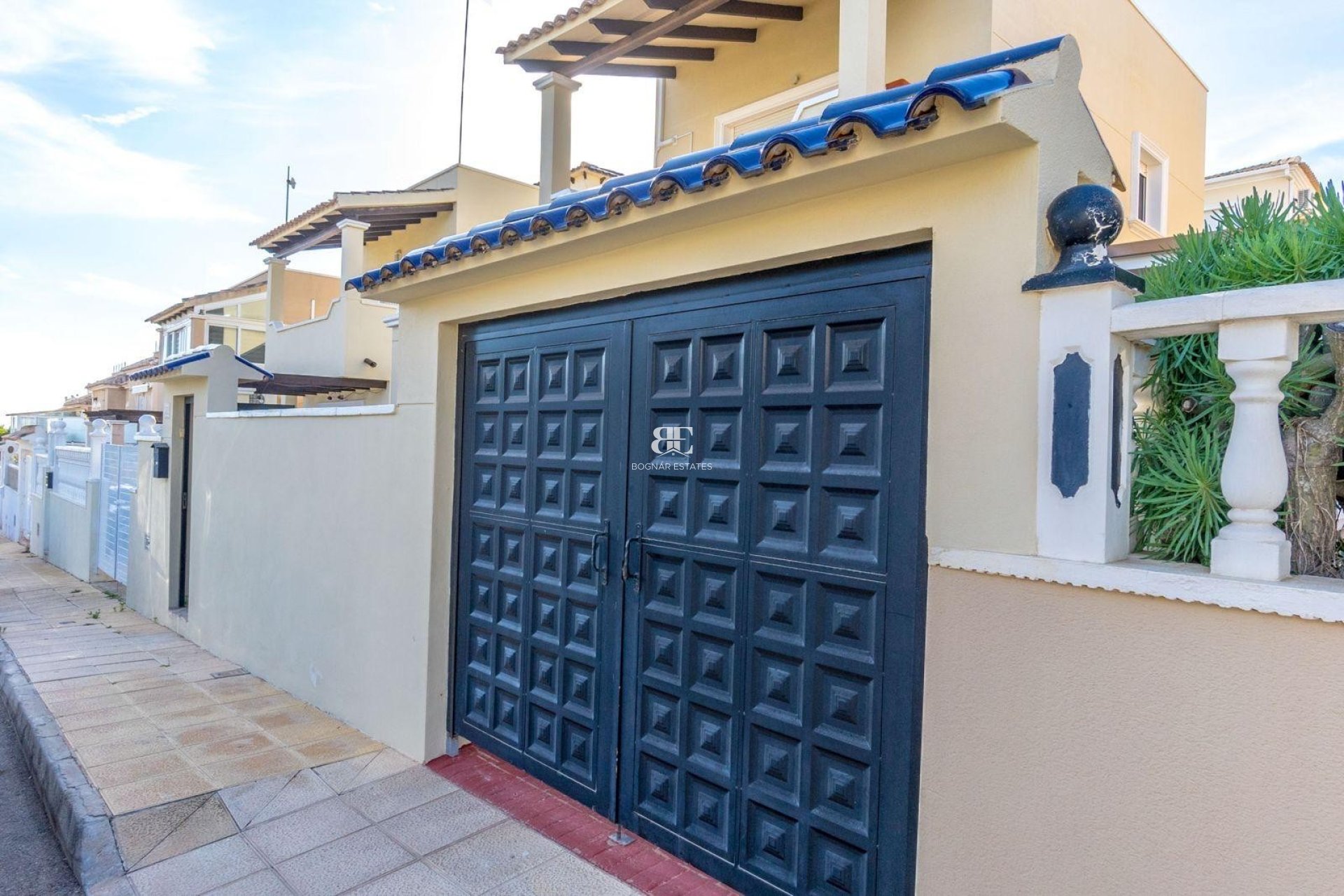 Herverkoop - Villa -
Orihuela Costa - Villamartín