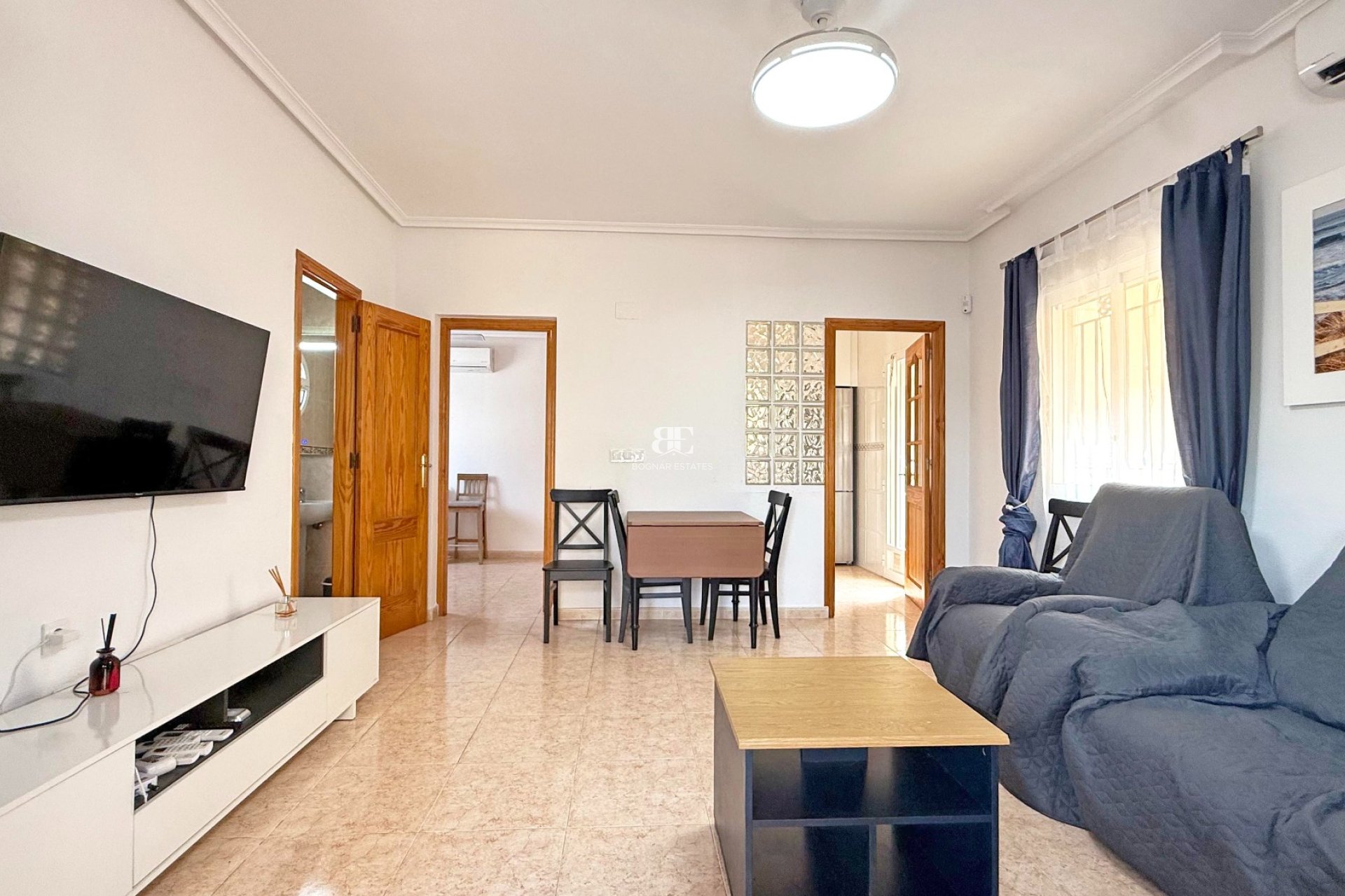 Herverkoop - Villa -
Orihuela Costa - Villamartín