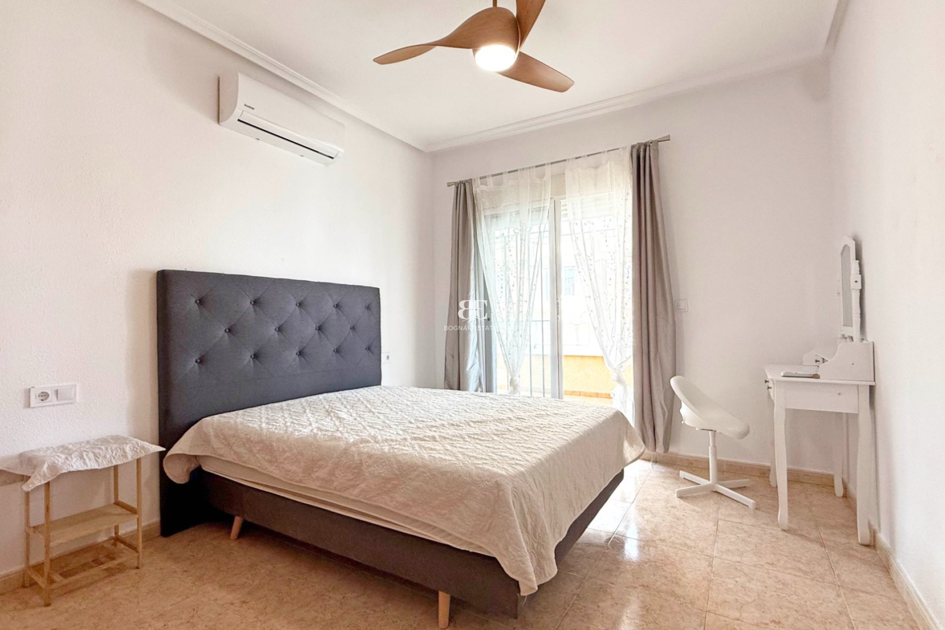 Herverkoop - Villa -
Orihuela Costa - Villamartín