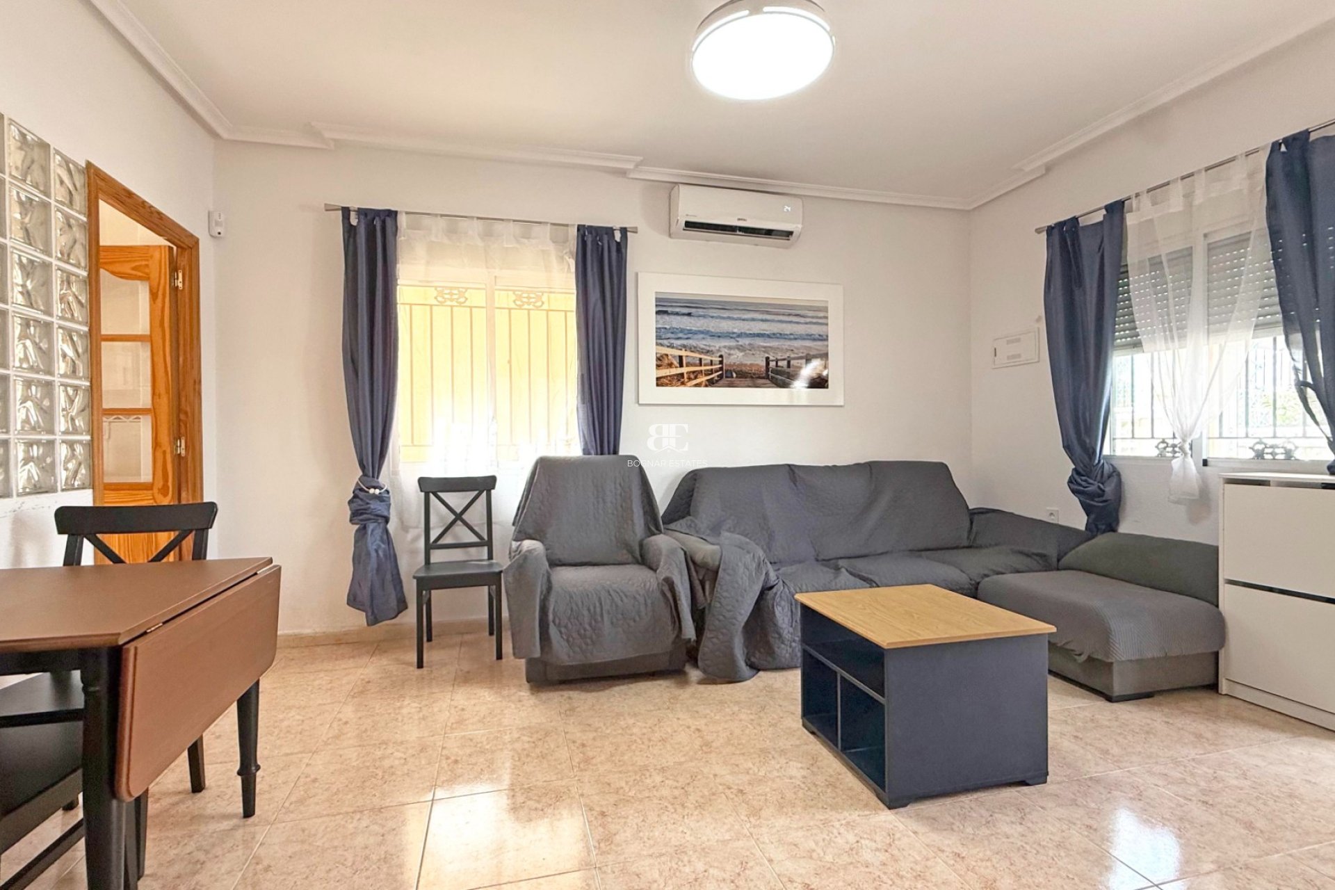 Herverkoop - Villa -
Orihuela Costa - Villamartín