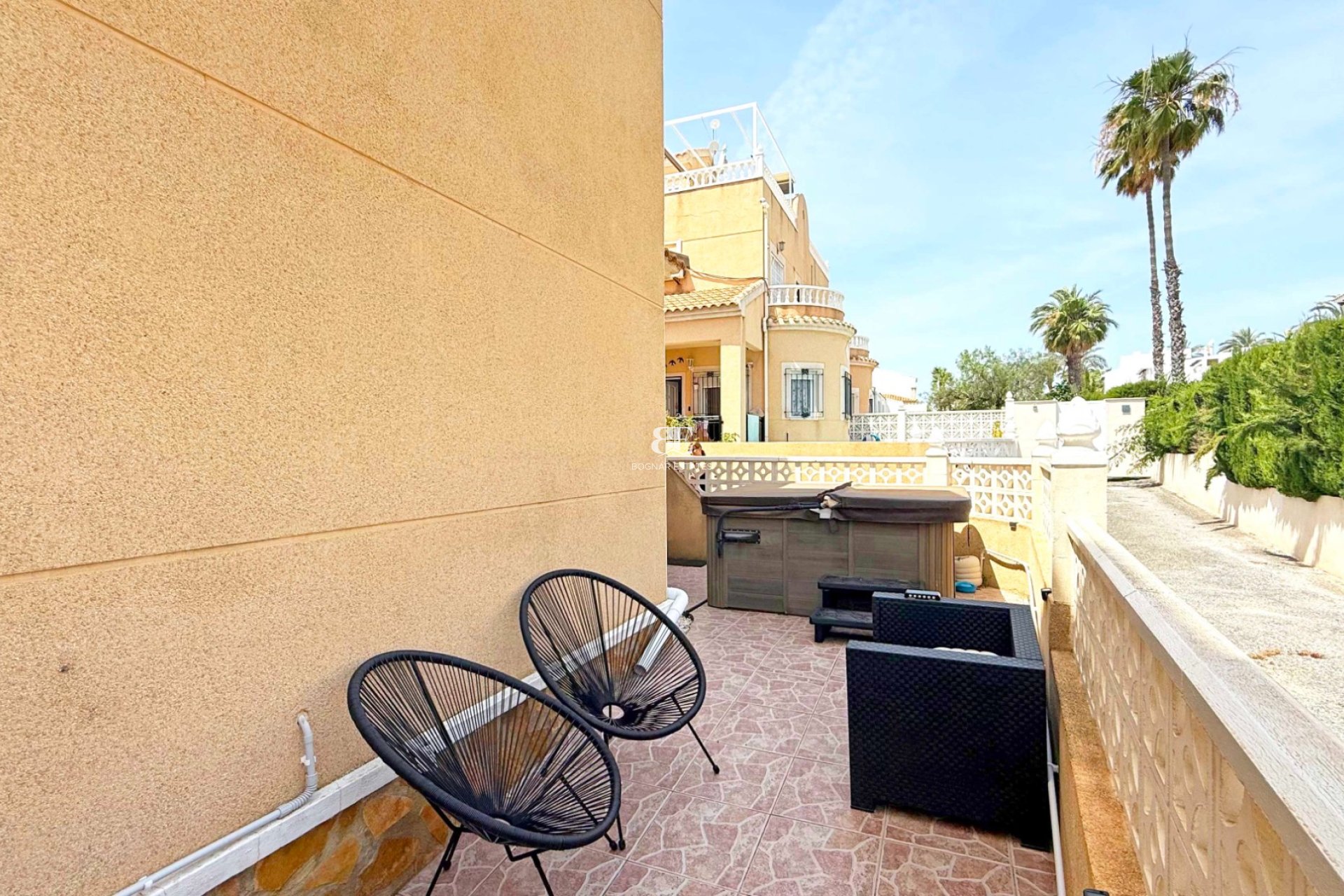 Herverkoop - Villa -
Orihuela Costa - Villamartín