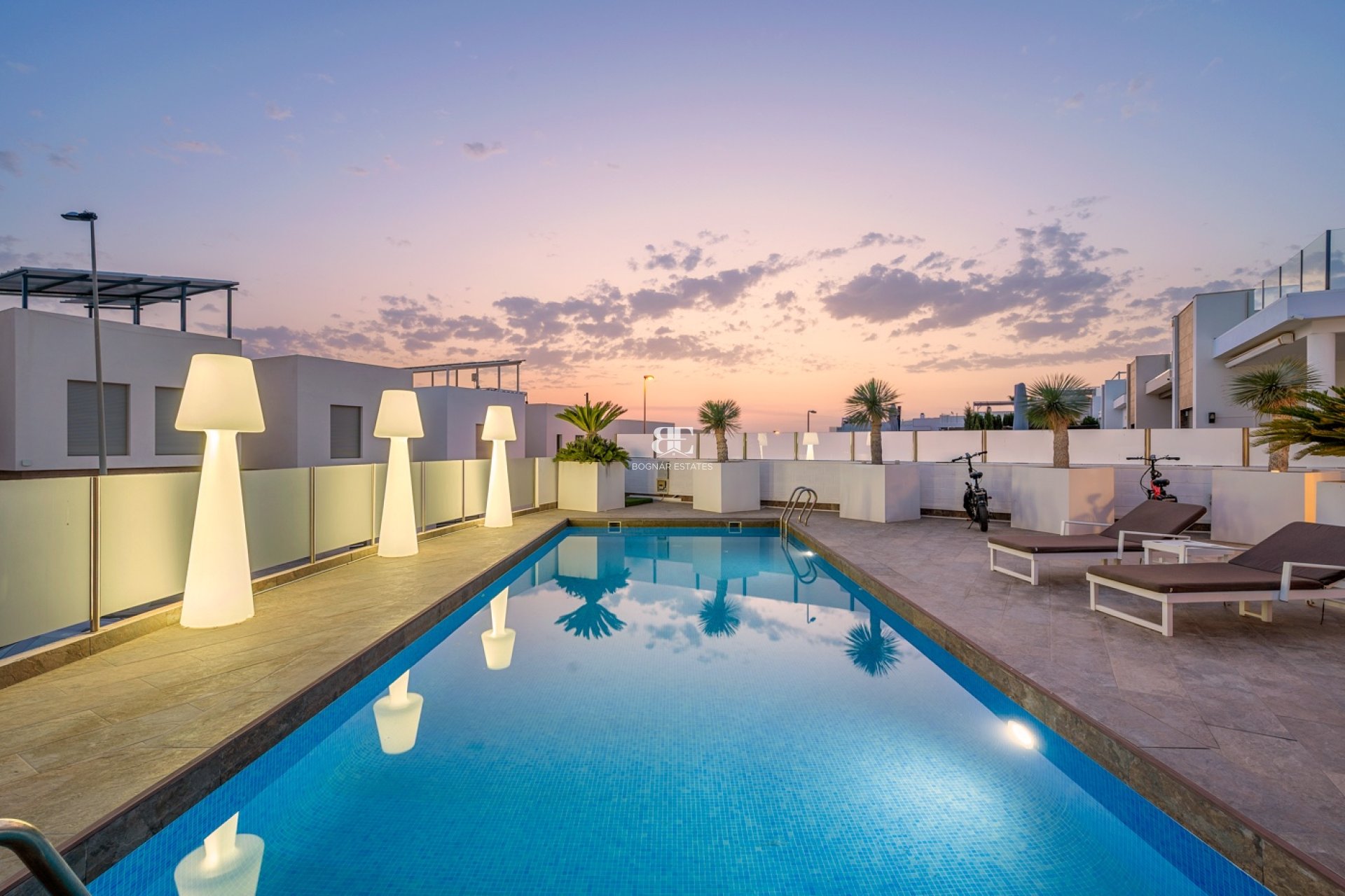 Herverkoop - Villa -
Orihuela Costa - Villamartín