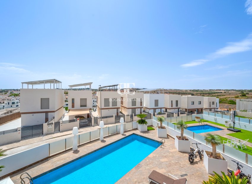 Herverkoop - Villa -
Orihuela Costa - Villamartín