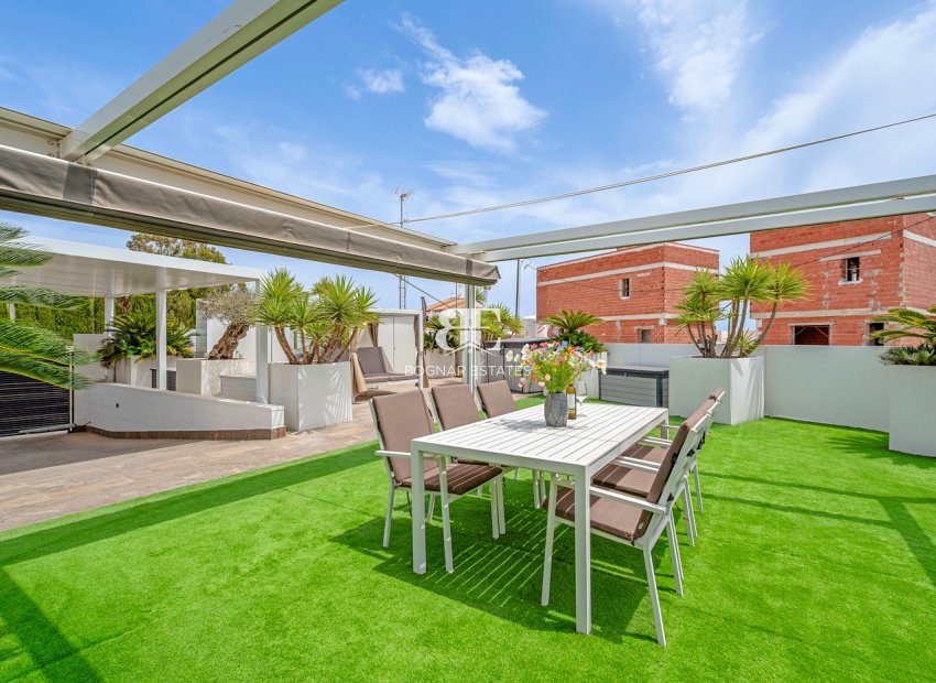 Herverkoop - Villa -
Orihuela Costa - Villamartín