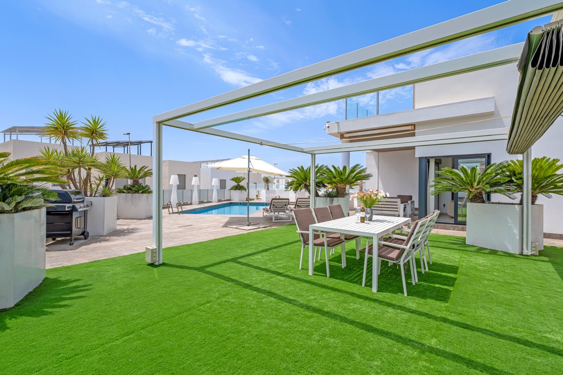 Herverkoop - Villa -
Orihuela Costa - Villamartín