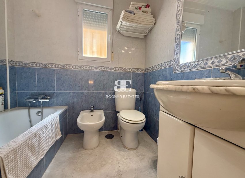 Herverkoop - Villa -
Orihuela Costa - Villamartín