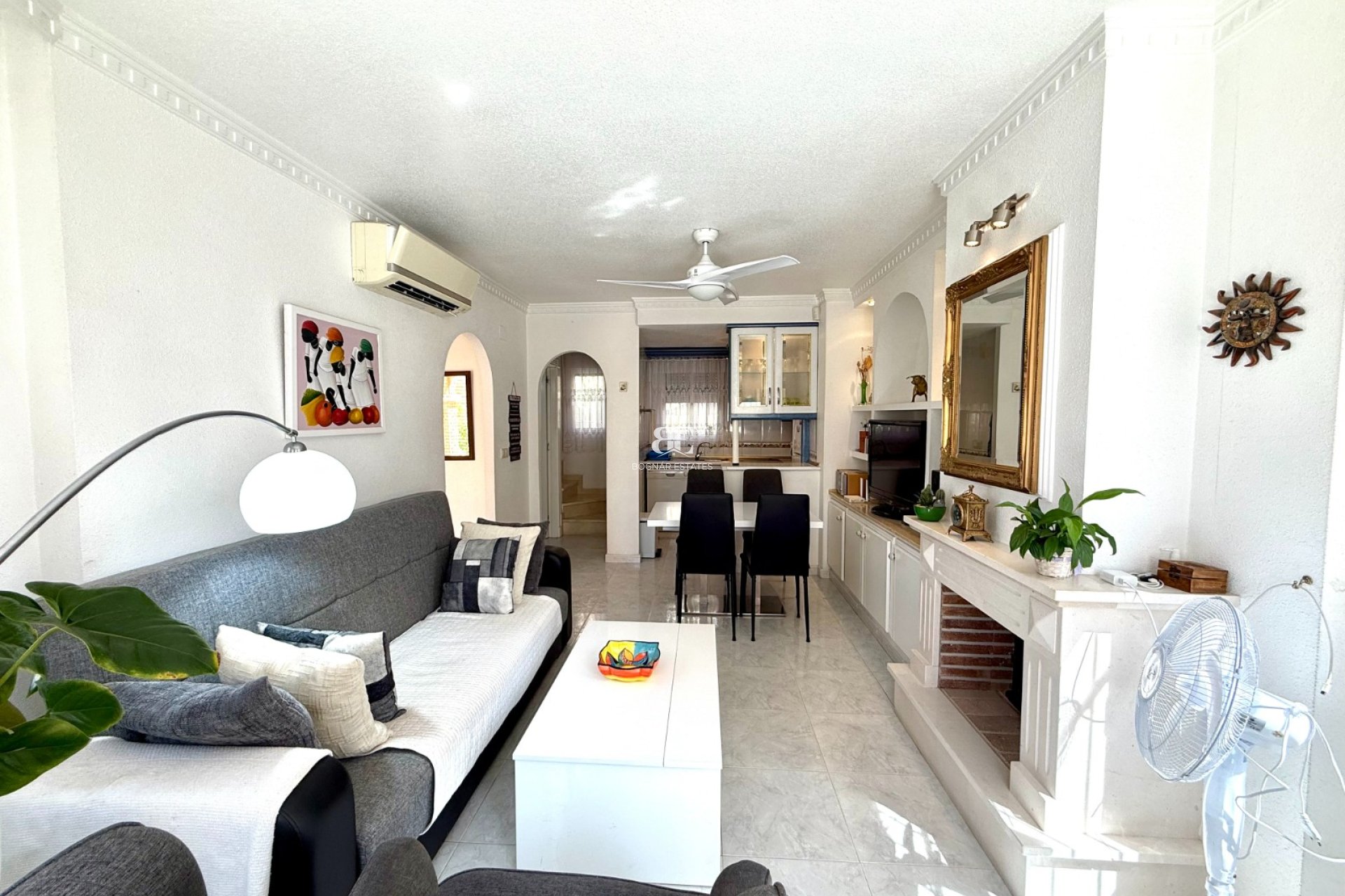 Herverkoop - Villa -
Orihuela Costa - Villamartín