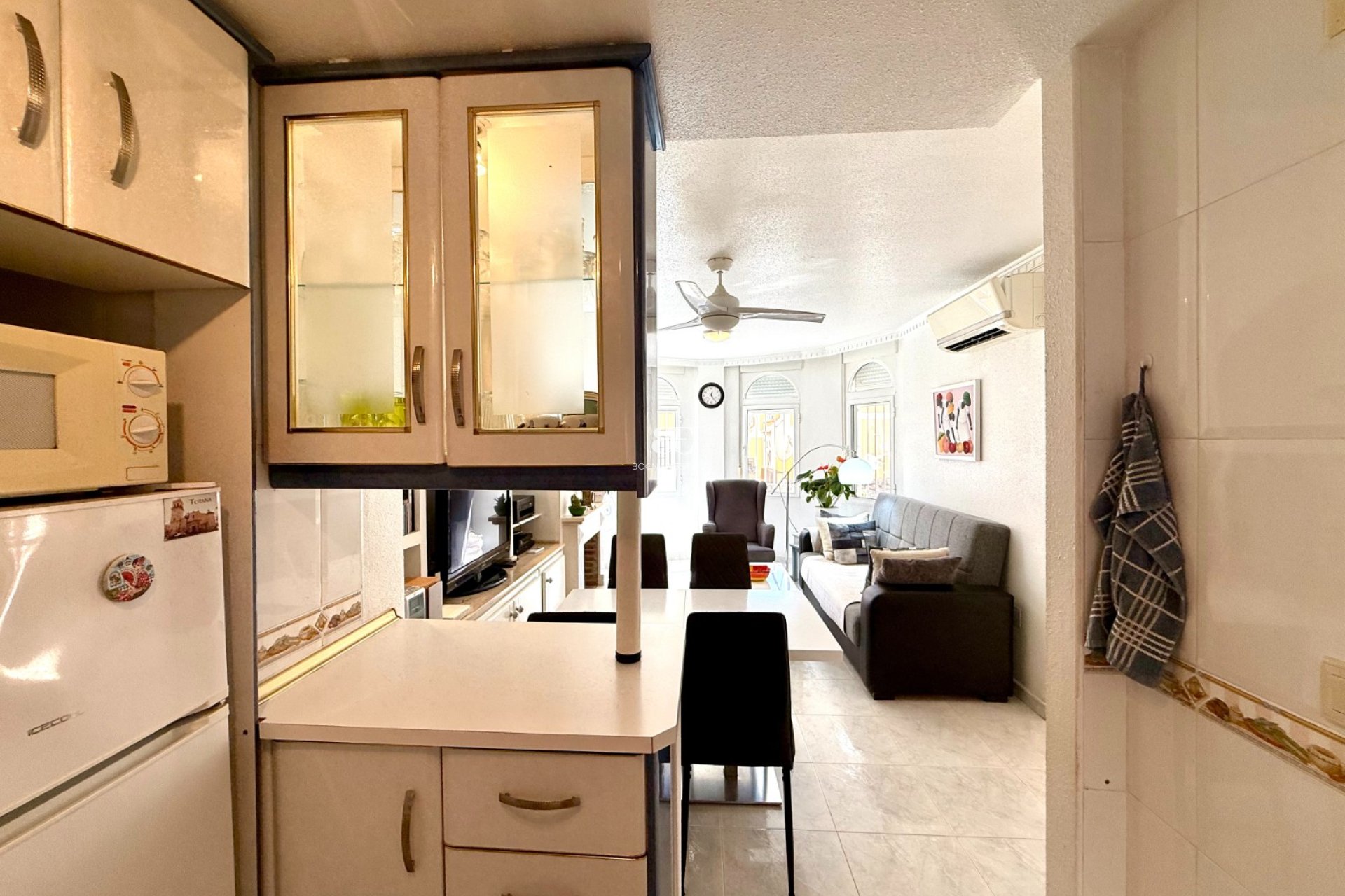 Herverkoop - Villa -
Orihuela Costa - Villamartín