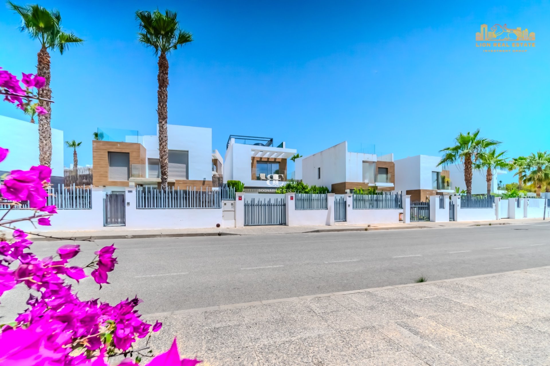 Herverkoop - Villa -
Orihuela Costa - Villamartín