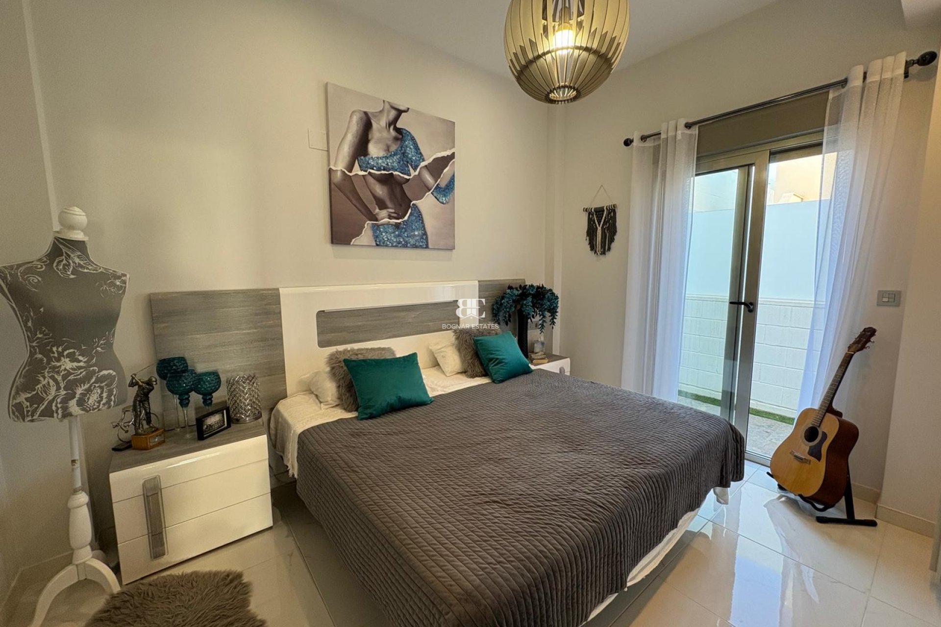 Herverkoop - Villa -
Orihuela Costa - Villamartín