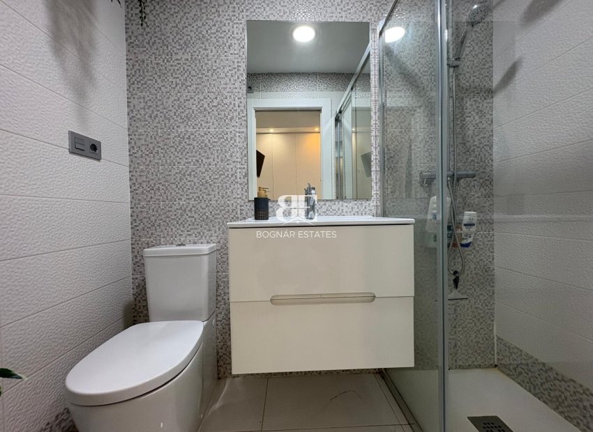 Herverkoop - Villa -
Orihuela Costa - Villamartín