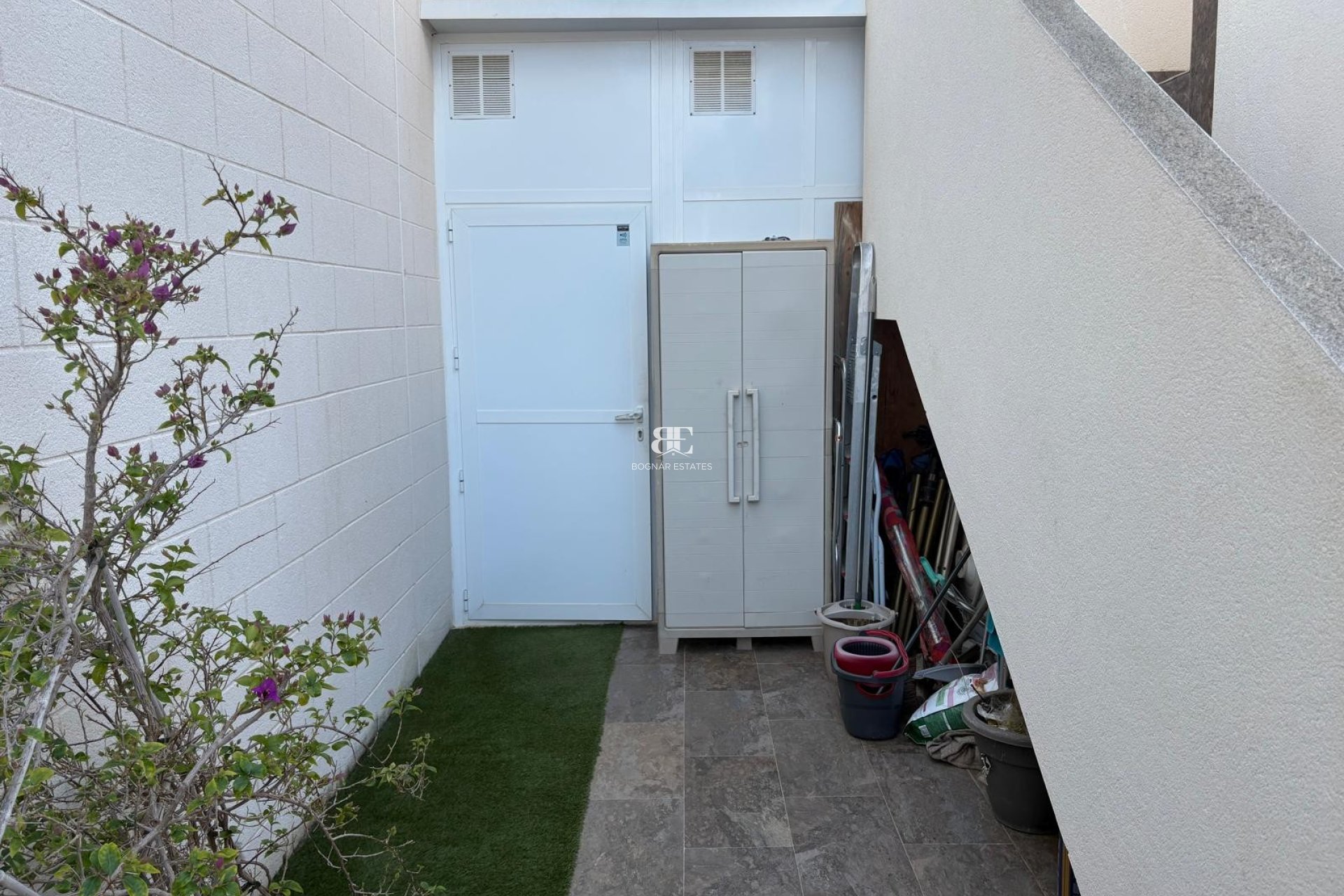 Herverkoop - Villa -
Orihuela Costa - Villamartín