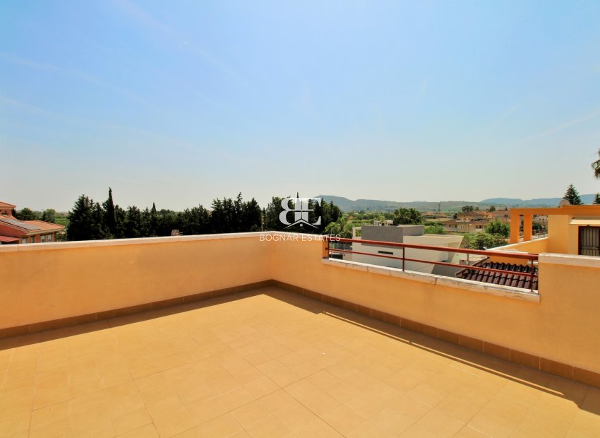 Herverkoop - Villa -
Orihuela - Los Desamparados