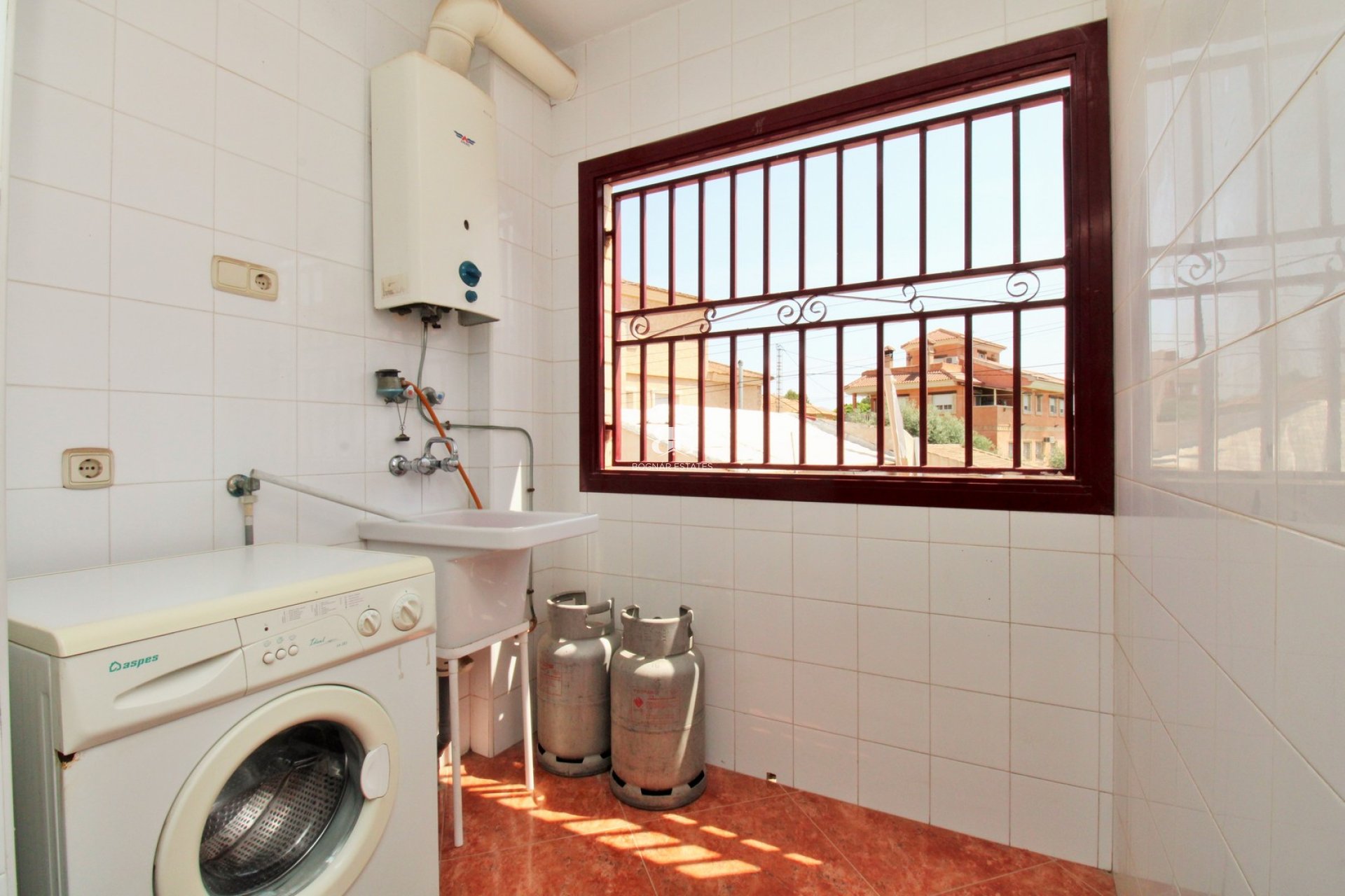 Herverkoop - Villa -
Orihuela - Los Desamparados