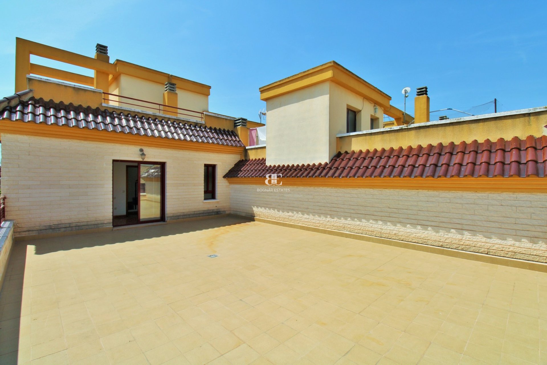 Herverkoop - Villa -
Orihuela - Los Desamparados