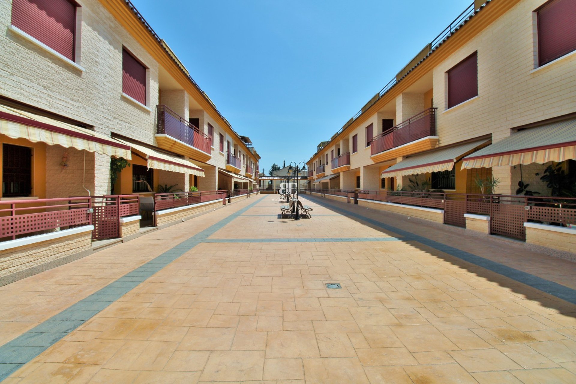 Herverkoop - Villa -
Orihuela - Los Desamparados
