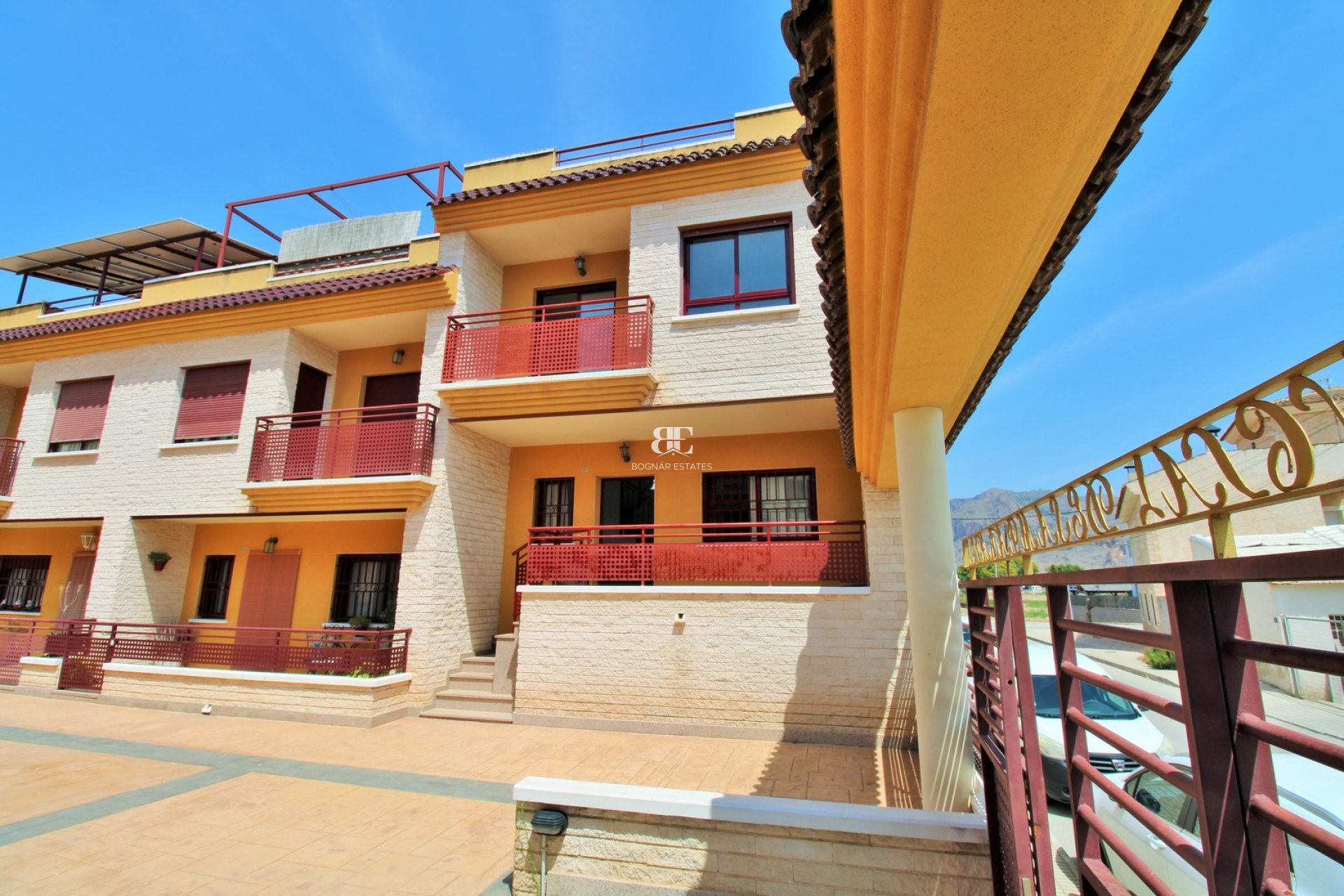 Herverkoop - Villa -
Orihuela - Los Desamparados