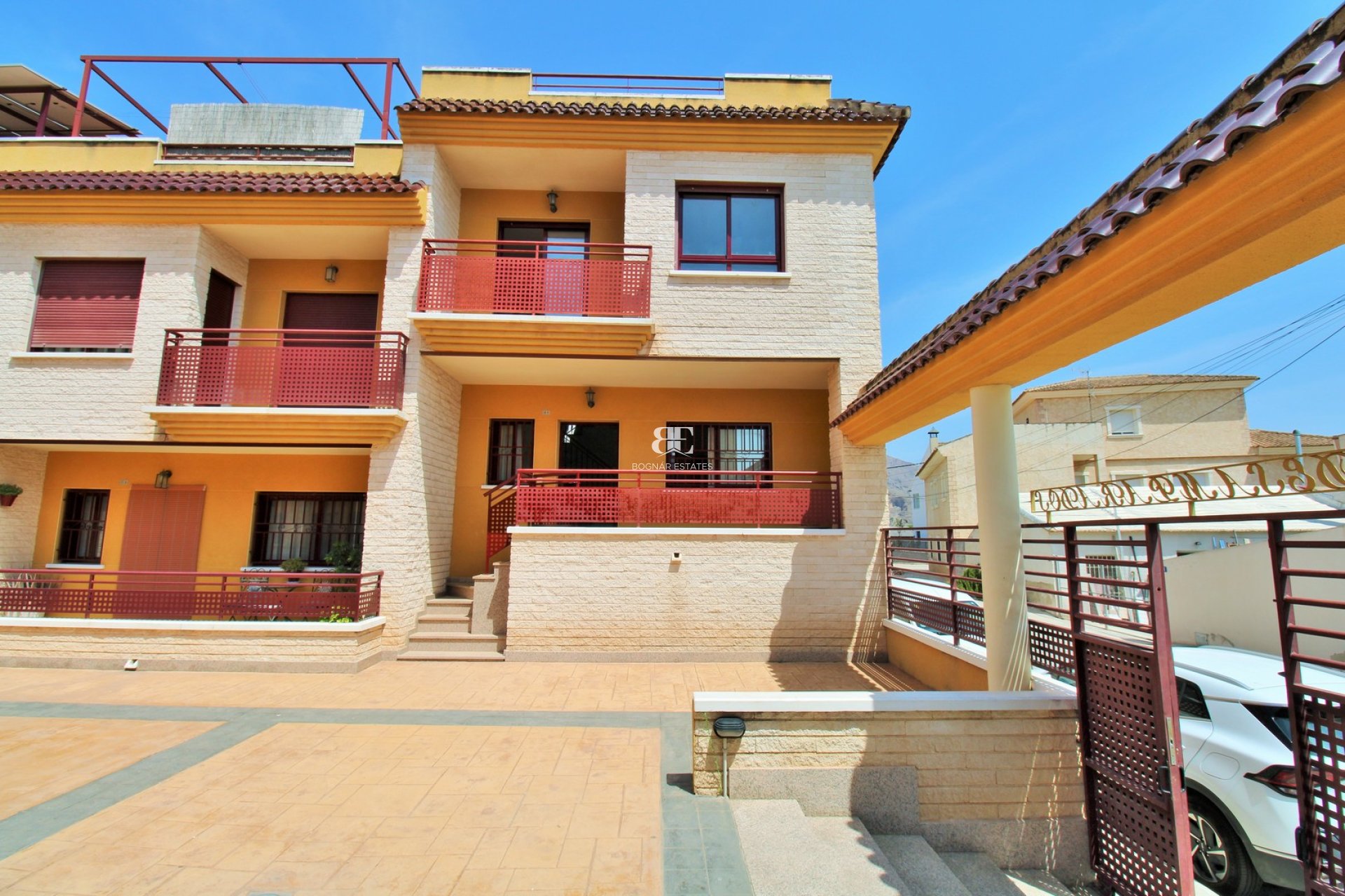 Herverkoop - Villa -
Orihuela - Los Desamparados