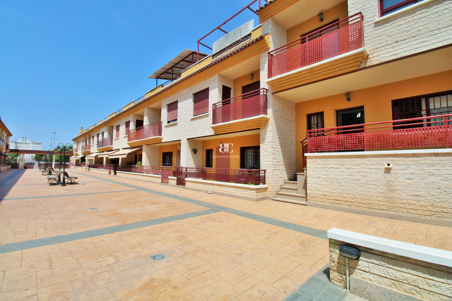 Herverkoop - Villa -
Orihuela - Los Desamparados
