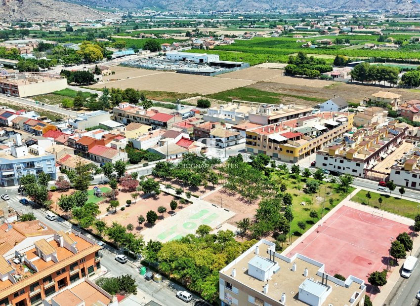 Herverkoop - Villa -
Orihuela - Los Desamparados