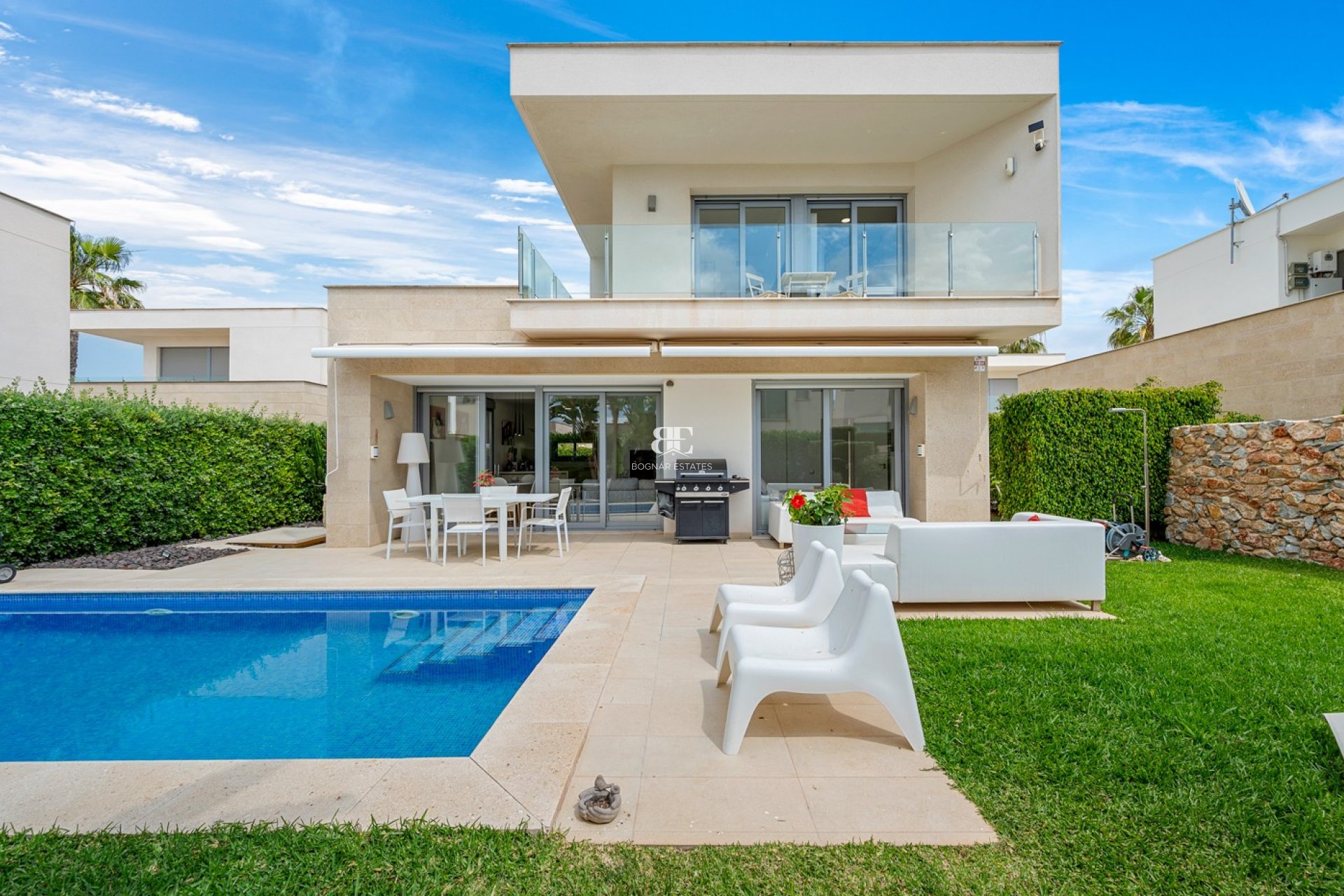 Herverkoop - Villa -
Orihuela - Vistabella