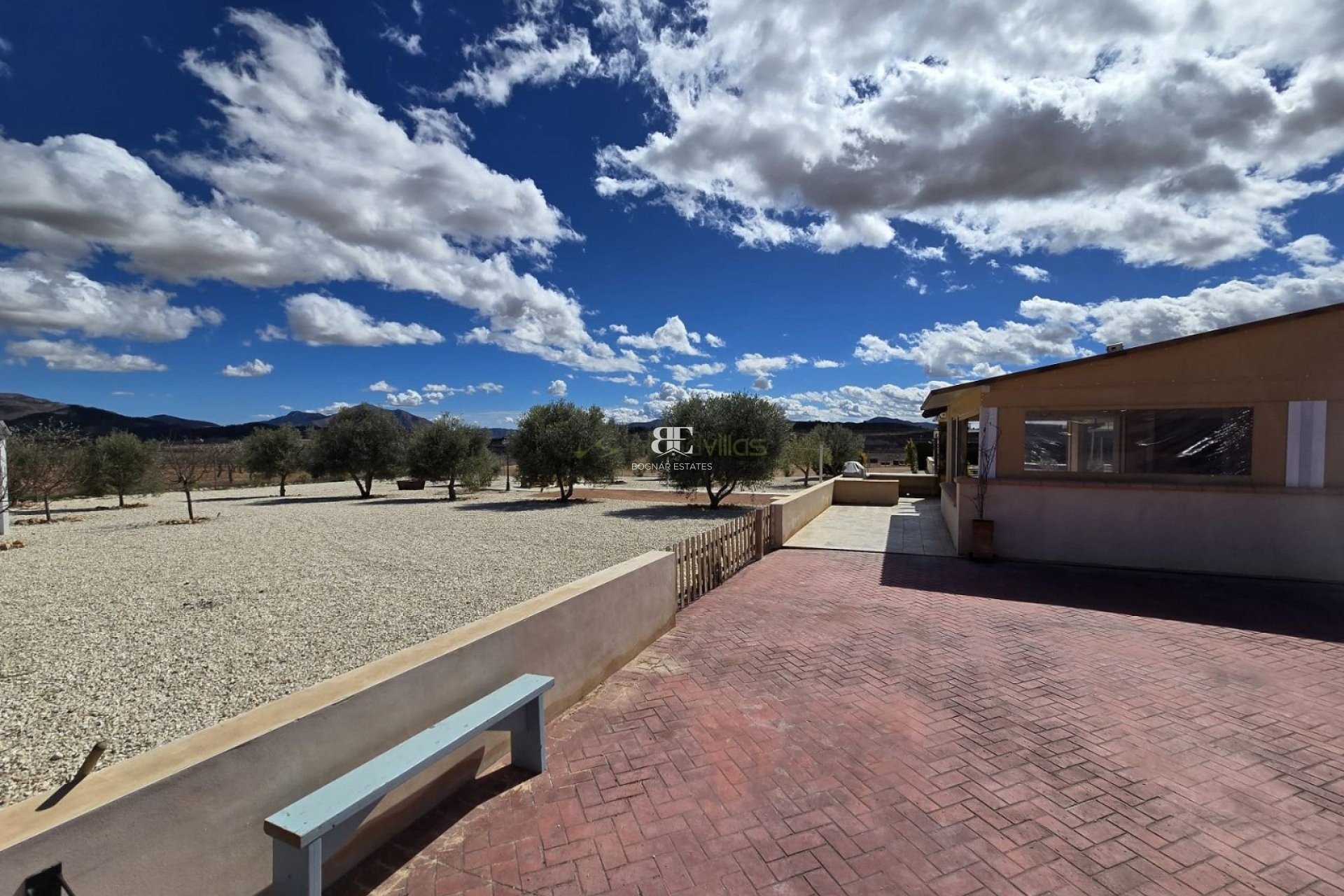 Herverkoop - Villa -
Pinoso