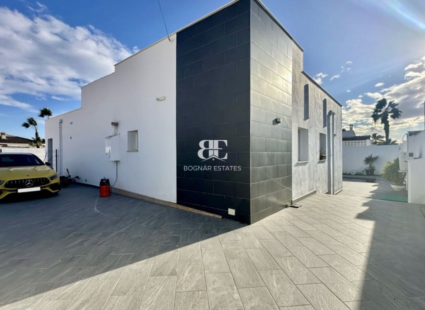 Herverkoop - Villa -
Rojales - Ciudad Quesada