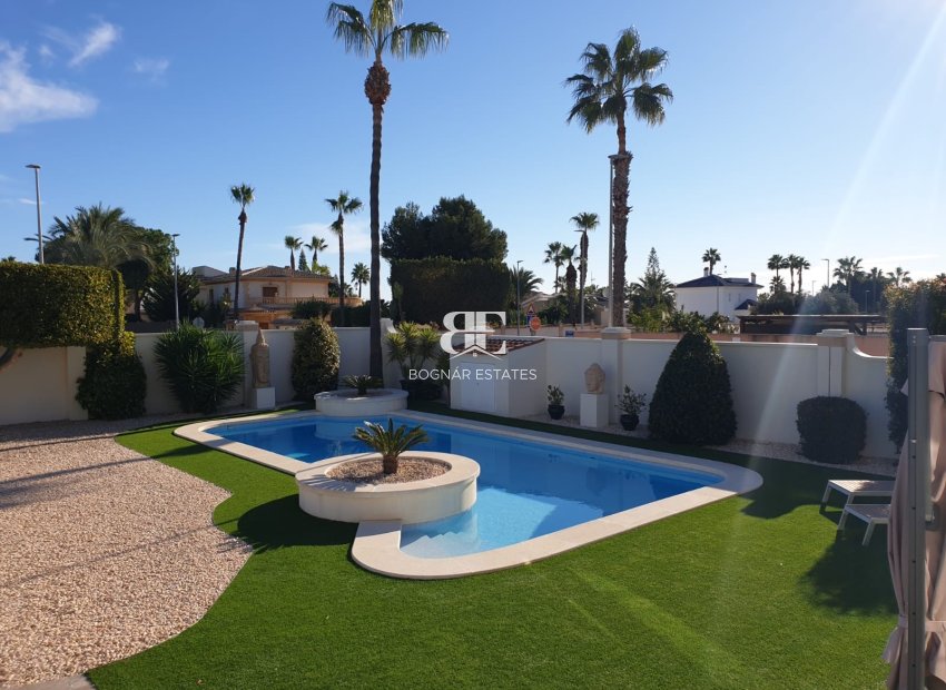 Herverkoop - Villa -
Rojales - Doña Pepa