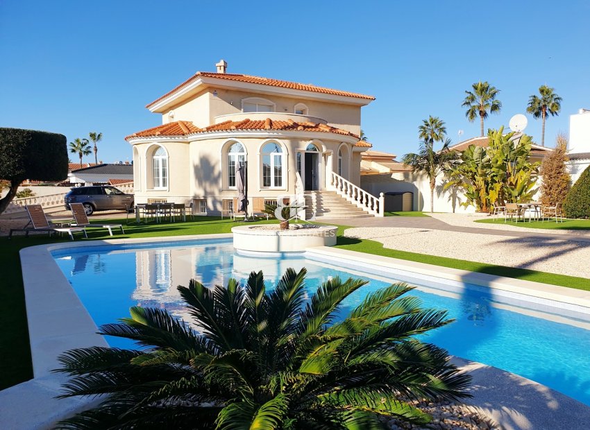 Herverkoop - Villa -
Rojales - Doña Pepa