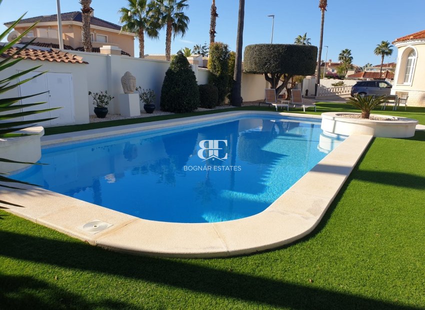 Herverkoop - Villa -
Rojales - Doña Pepa