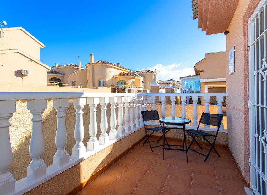 Herverkoop - Villa -
Rojales - Pueblo