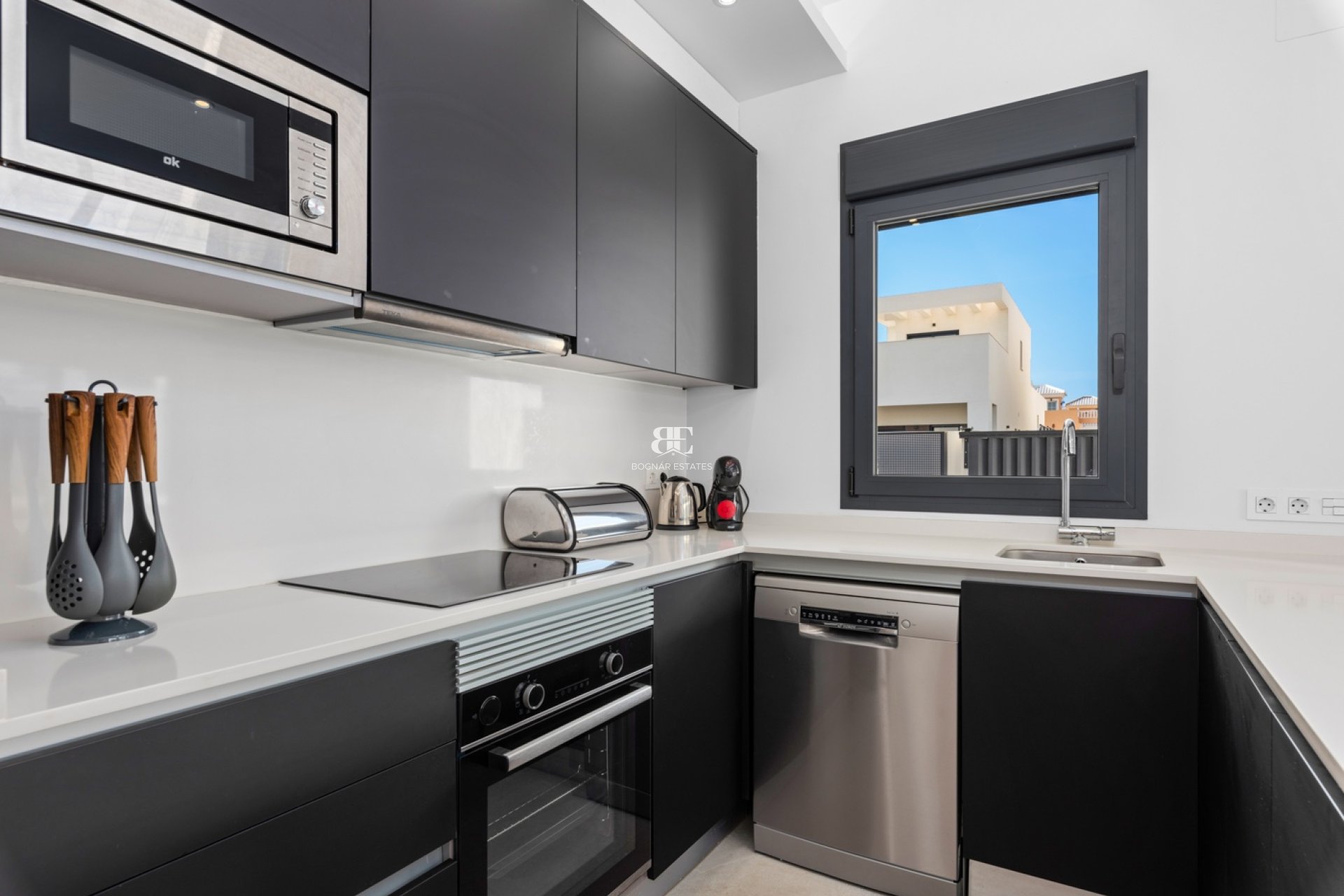 Herverkoop - Villa -
San Fulgencio - La Marina