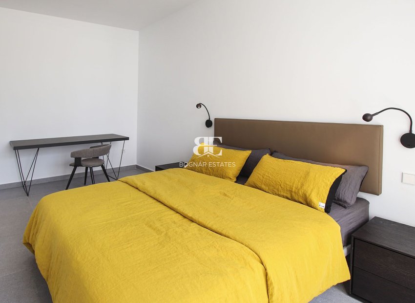 Herverkoop - Villa -
San Fulgencio - La Marina