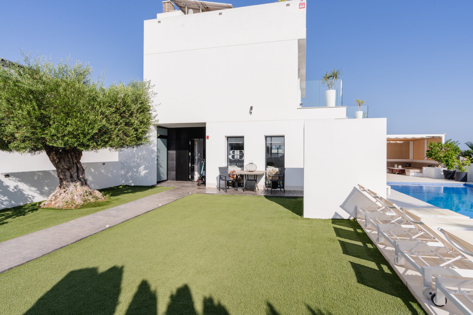 Herverkoop - Villa -
San Fulgencio - La Marina