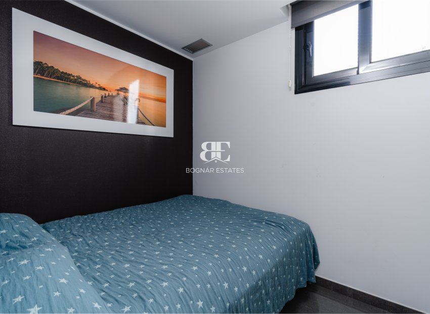 Herverkoop - Villa -
San Fulgencio - La Marina