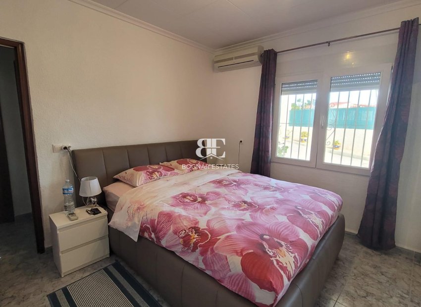 Herverkoop - Villa -
San Fulgencio - Urbanización La Marina