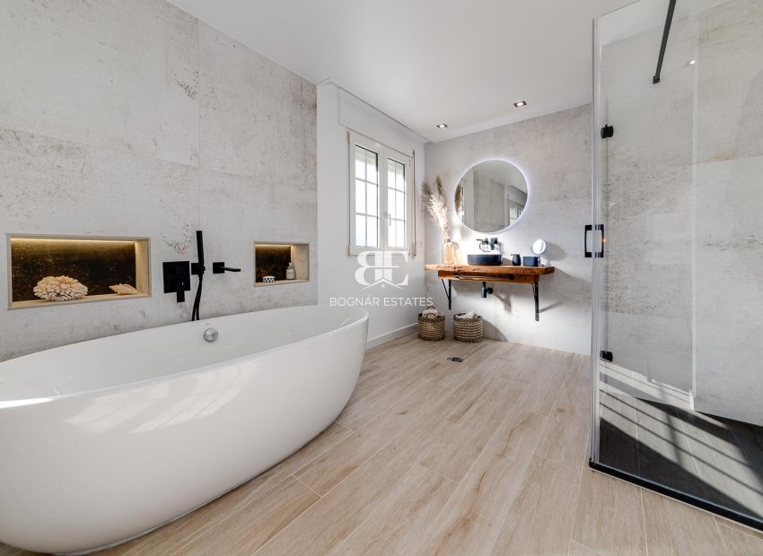 Herverkoop - Villa -
San Javier