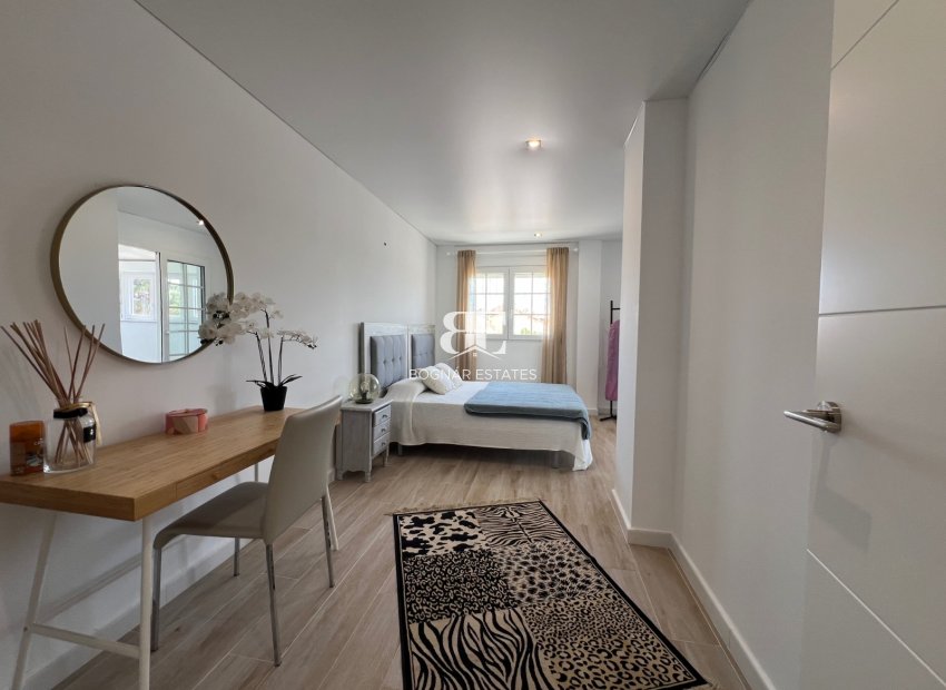 Herverkoop - Villa -
San Javier