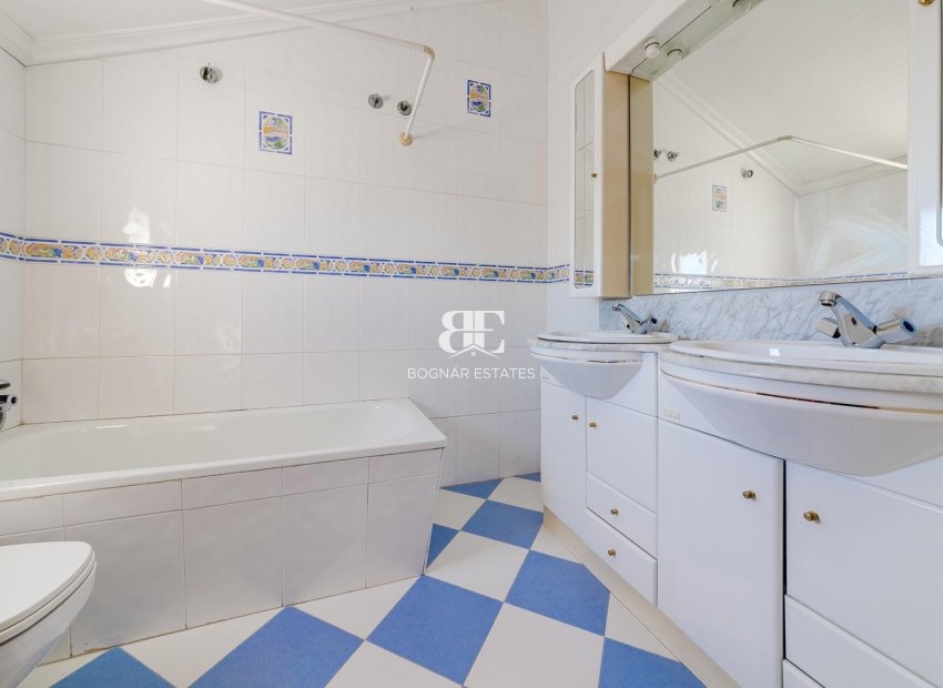Herverkoop - Villa -
San Javier