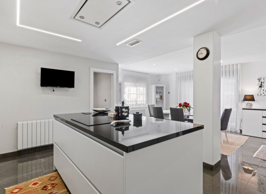 Herverkoop - Villa -
San Juan - Frank Espinós