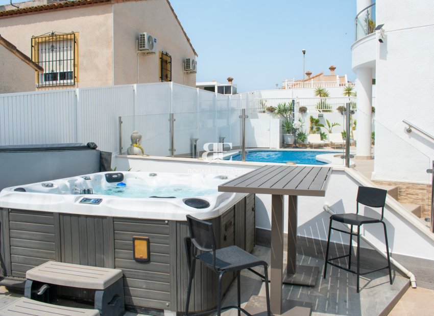 Herverkoop - Villa -
San Miguel de Salinas - LO RUFETE