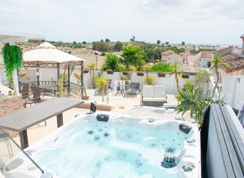 Herverkoop - Villa -
San Miguel de Salinas - LO RUFETE