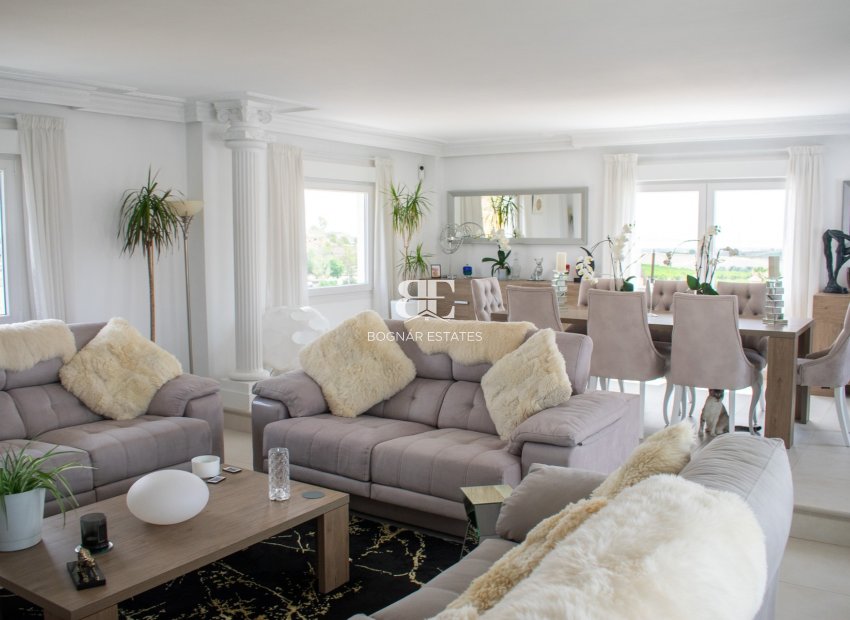 Herverkoop - Villa -
San Miguel de Salinas - LO RUFETE