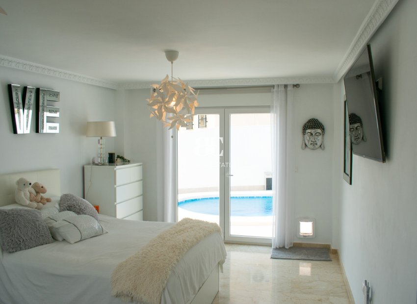 Herverkoop - Villa -
San Miguel de Salinas - LO RUFETE