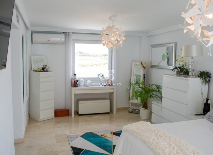 Herverkoop - Villa -
San Miguel de Salinas - LO RUFETE