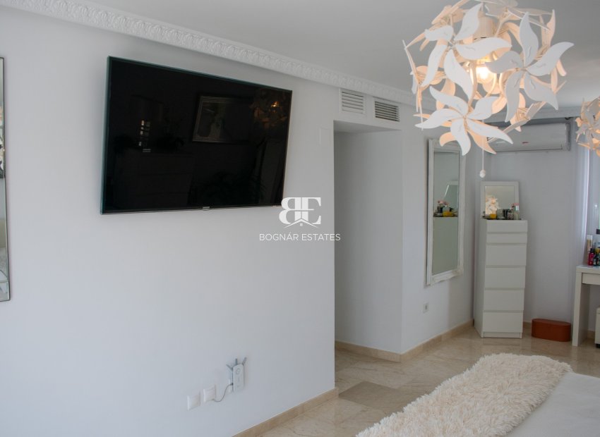 Herverkoop - Villa -
San Miguel de Salinas - LO RUFETE