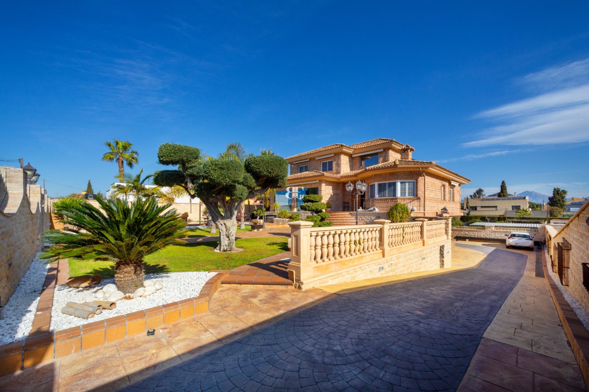 Herverkoop - Villa -
San Vicente del Raspeig - Los Girasoles