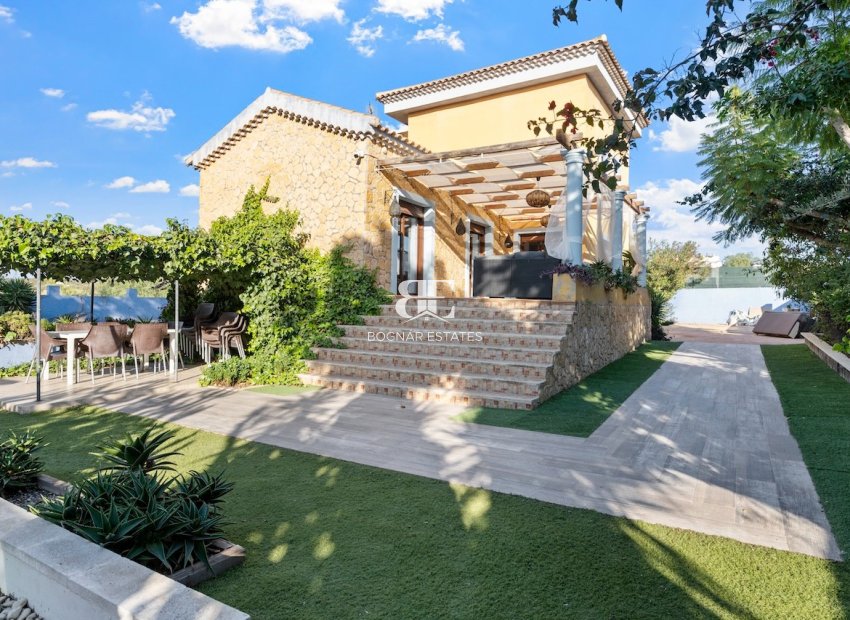 Herverkoop - Villa -
Santa Pola - El Poble Llevanti