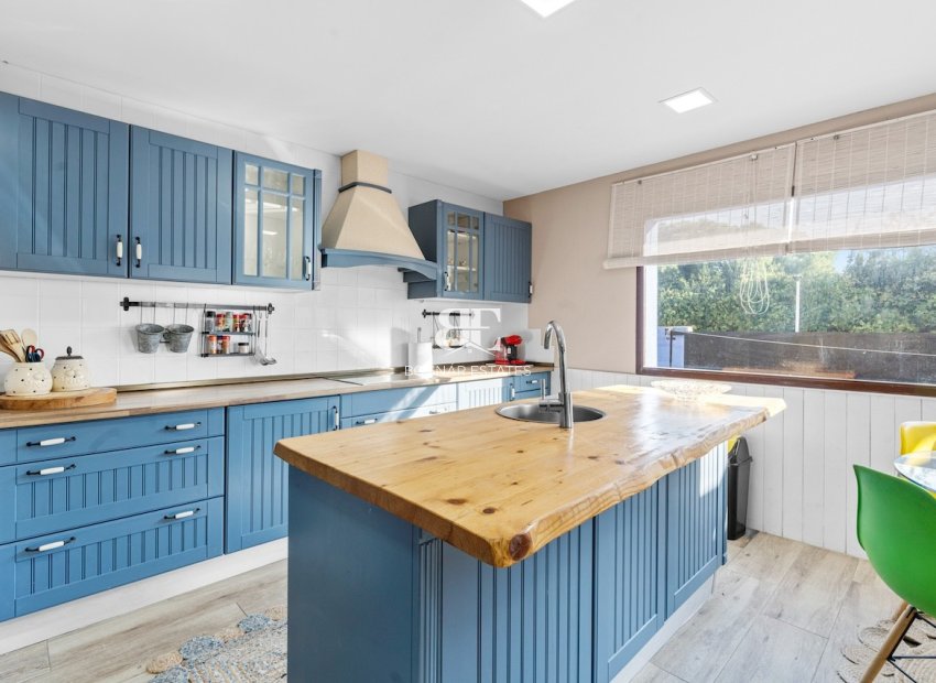 Herverkoop - Villa -
Santa Pola - El Poble Llevanti